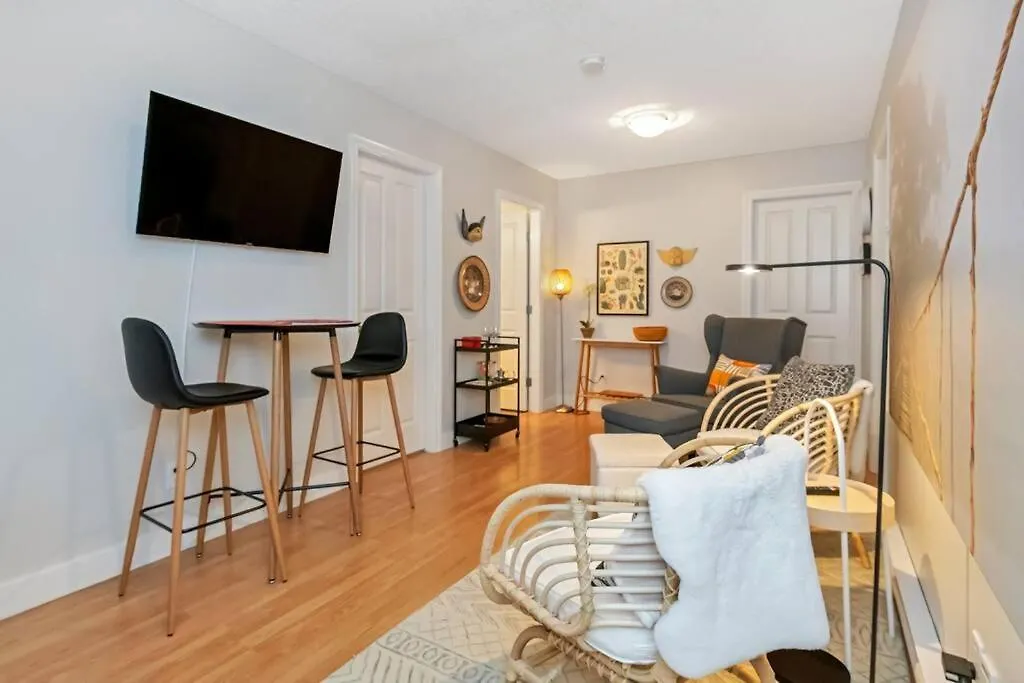 Meadow Park Apartment Victoria
